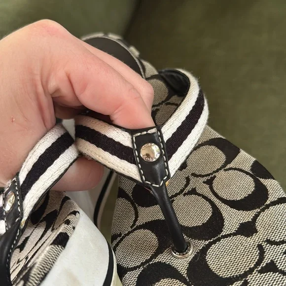 Coach Y2K Felicite Wedge Sandals Size 7.5 - Picture 13 of 13